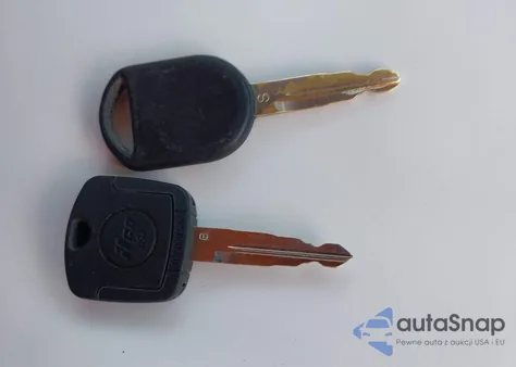 2005 Ford F-150 Stx/Xl/Xlt z USA, uszkodzony, nr VIN 1FTRX14W85FB63023